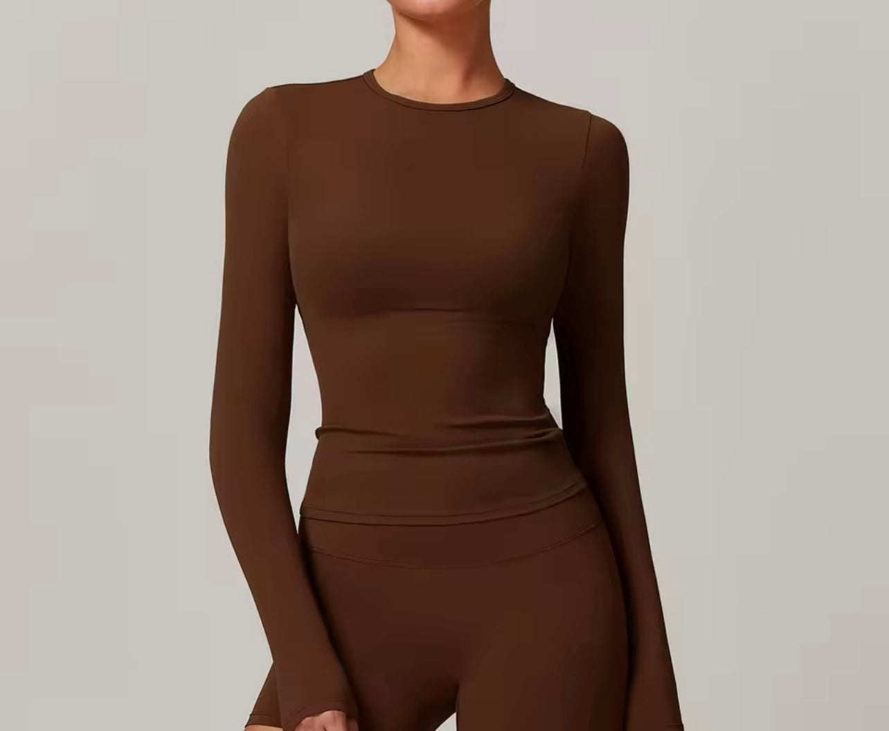 Everyday slim fit long sleeves