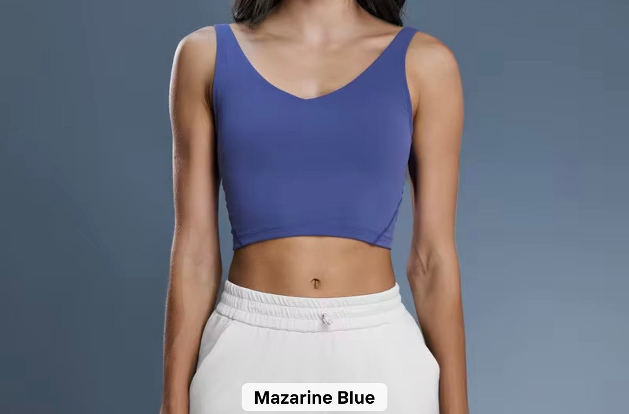2026 Everyday padded v neck tank top comes in 37 colours (dm me to let me know which colour you would like to get)