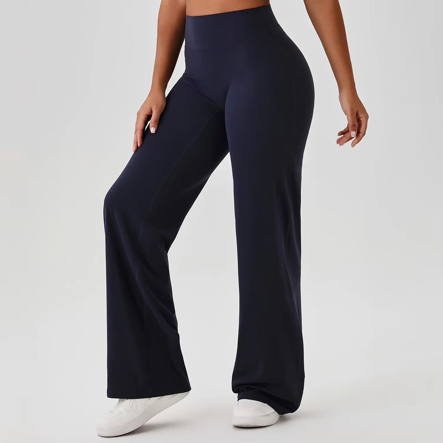 Reine 2026 seamless flare leggings (same fabric as Elite series)