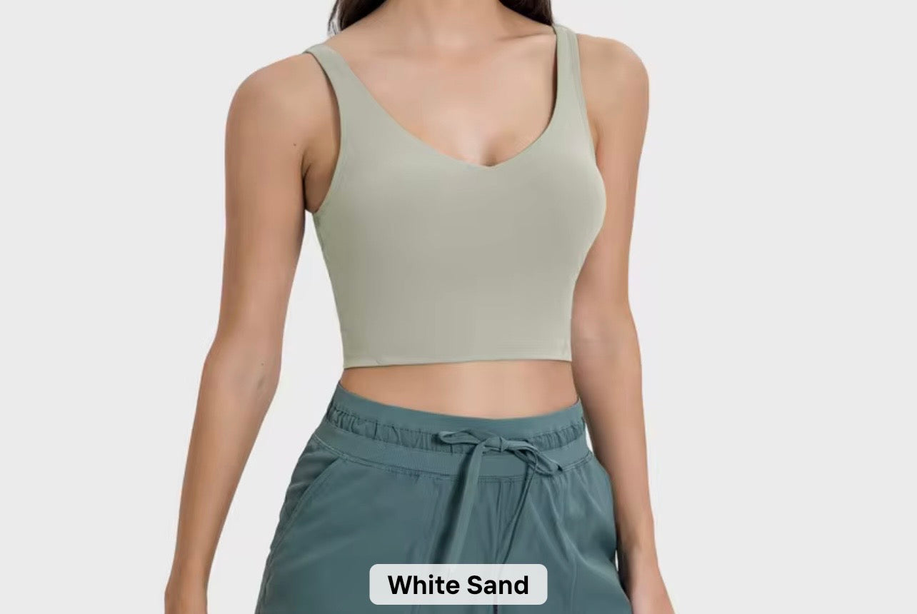 2026 Everyday padded v neck tank top comes in 37 colours (dm me to let me know which colour you would like to get)