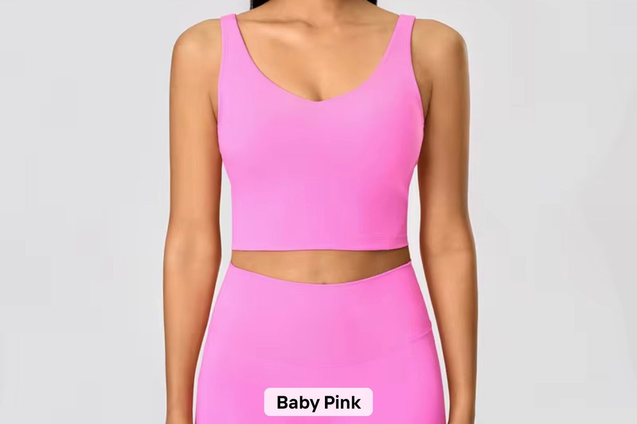 2026 Everyday padded v neck tank top comes in 37 colours (dm me to let me know which colour you would like to get)