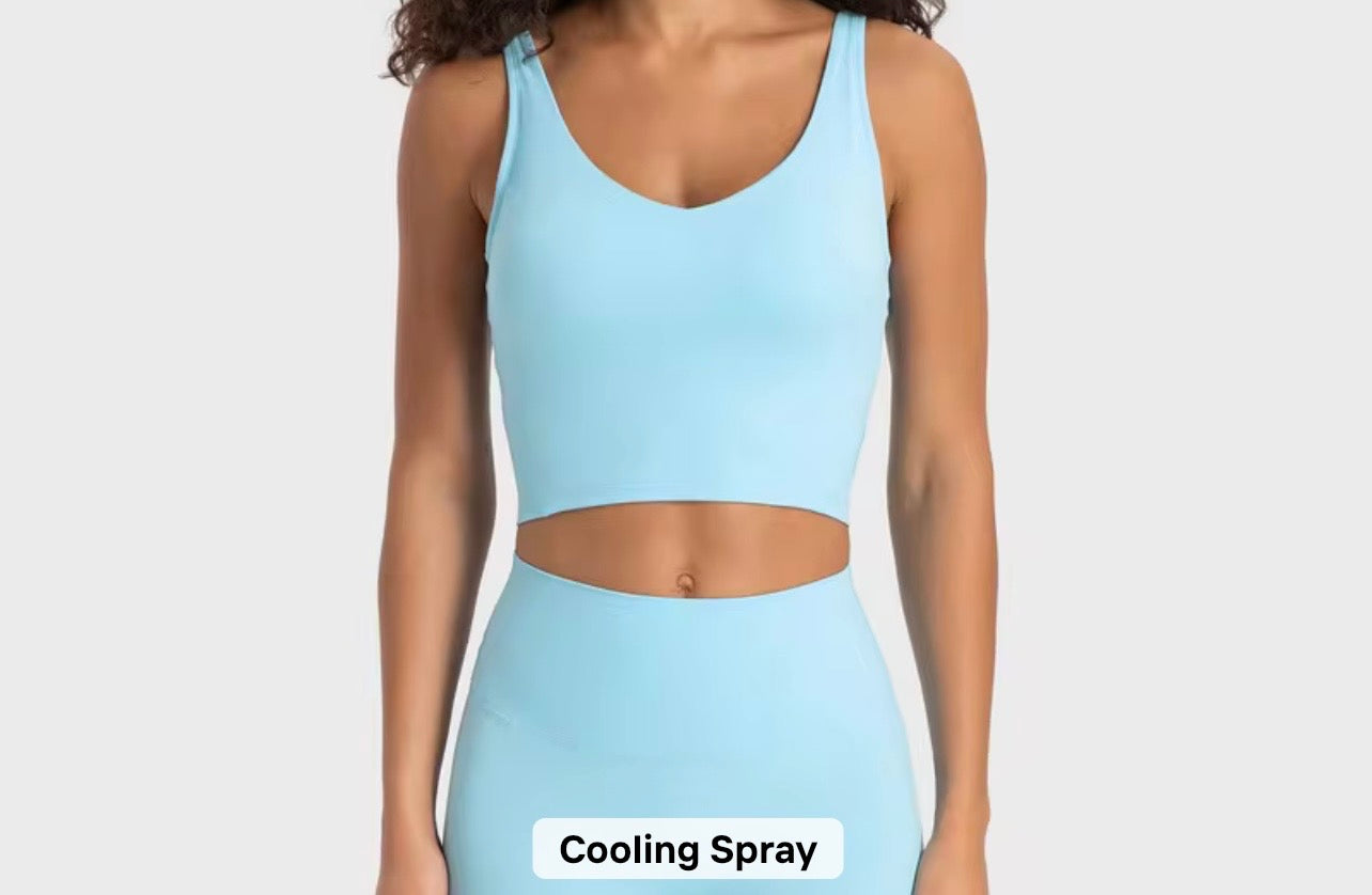 2026 Everyday padded v neck tank top comes in 37 colours (dm me to let me know which colour you would like to get)