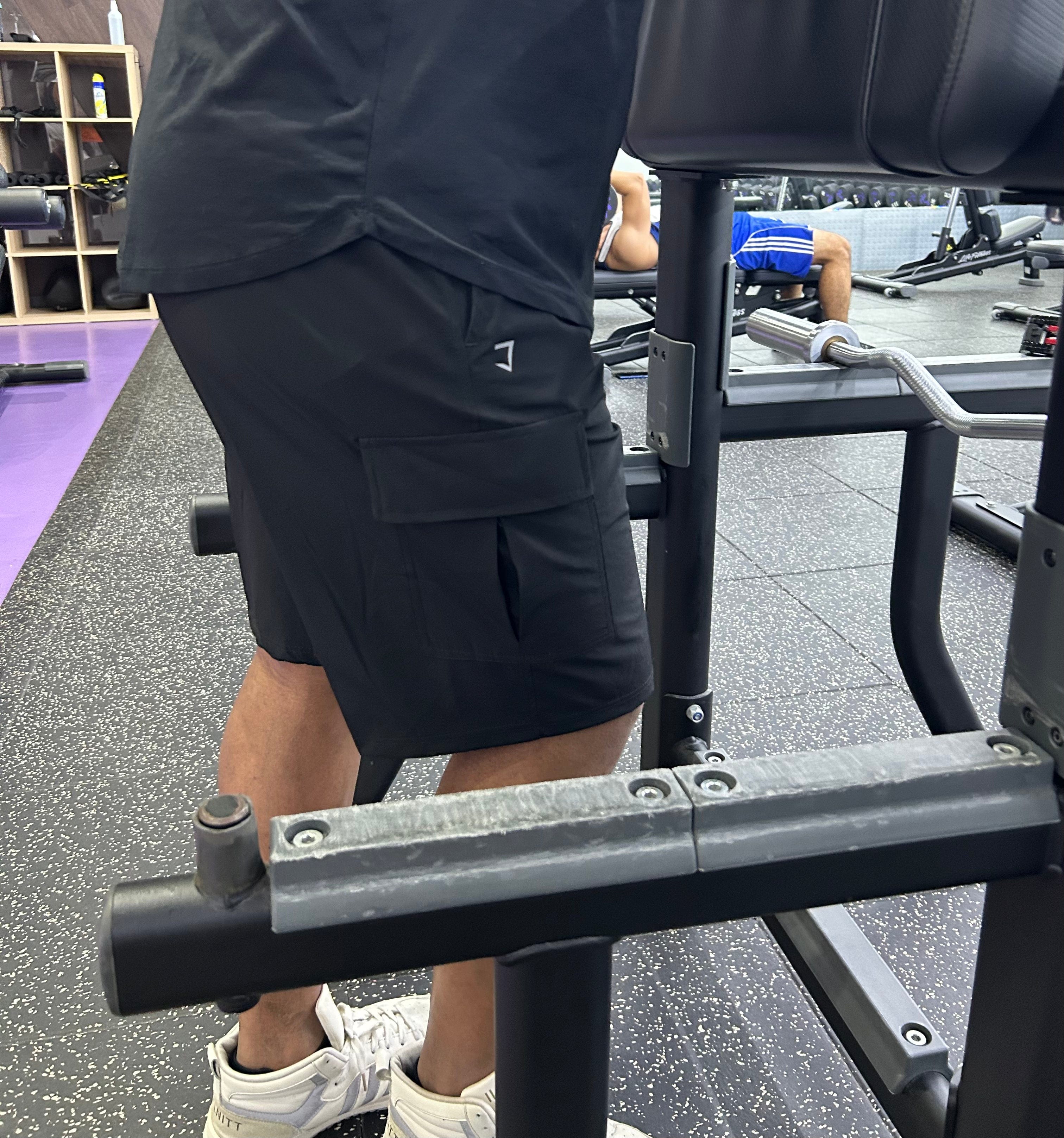 Essential men drawstring side pocket shorts (10 inch inseam)