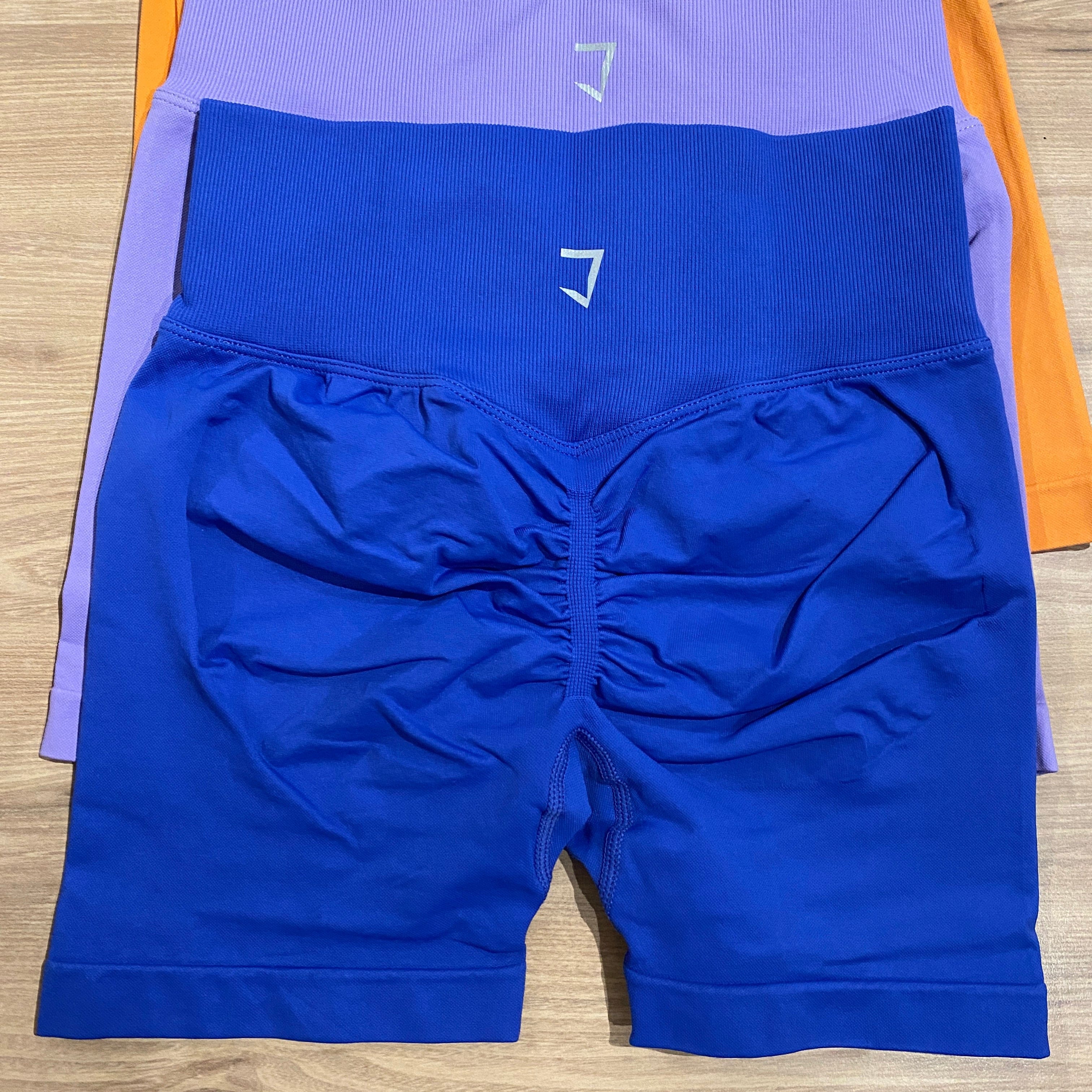 Embrace butt scrunch seamless shorts V1 (3 inch inseam)- thinner fabric at the butt area (size up for this)