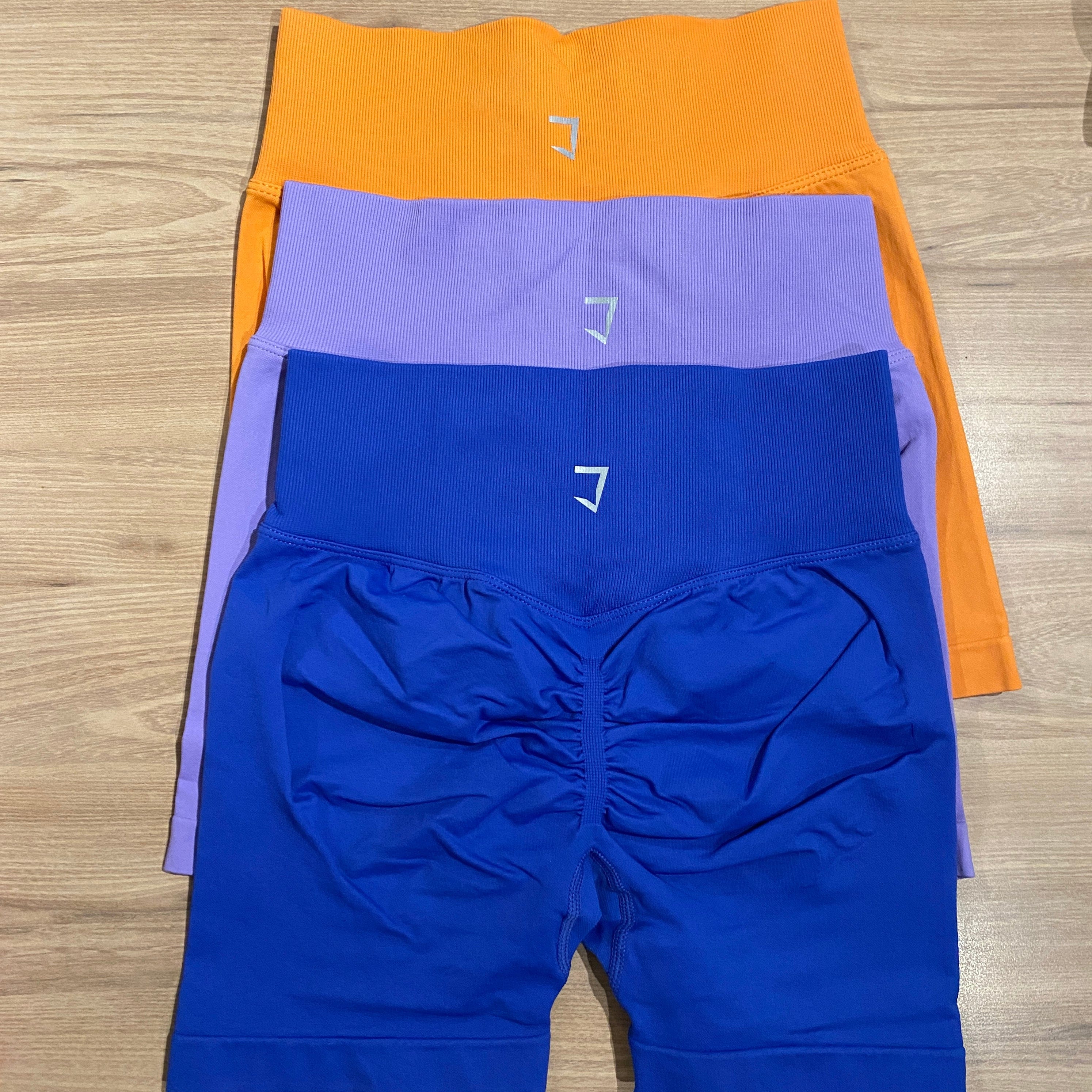 Embrace butt scrunch seamless shorts V1 (3 inch inseam)- thinner fabric at the butt area (size up for this)