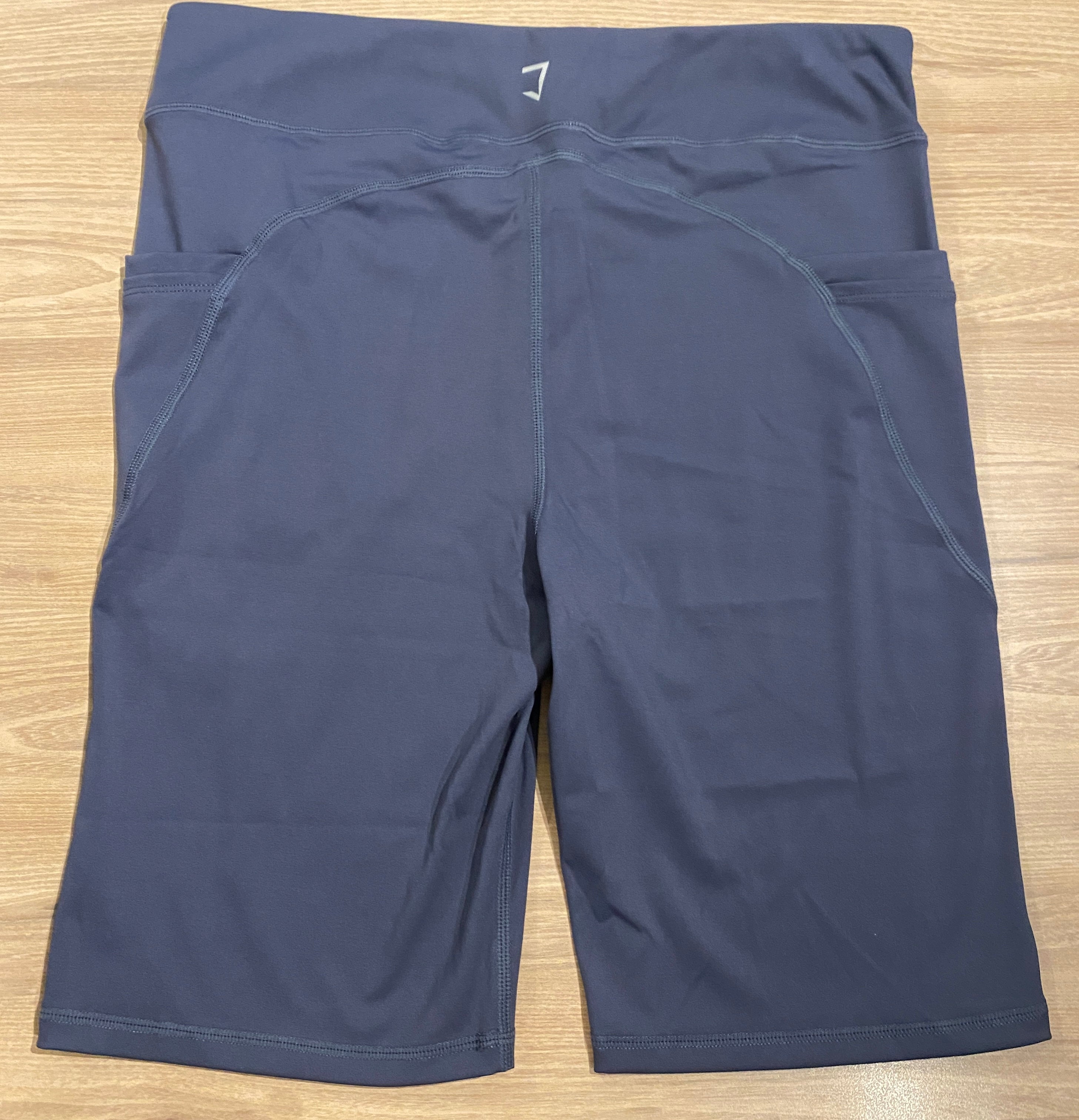 Curves (Essential) built in padding crossback bra + biker shorts set