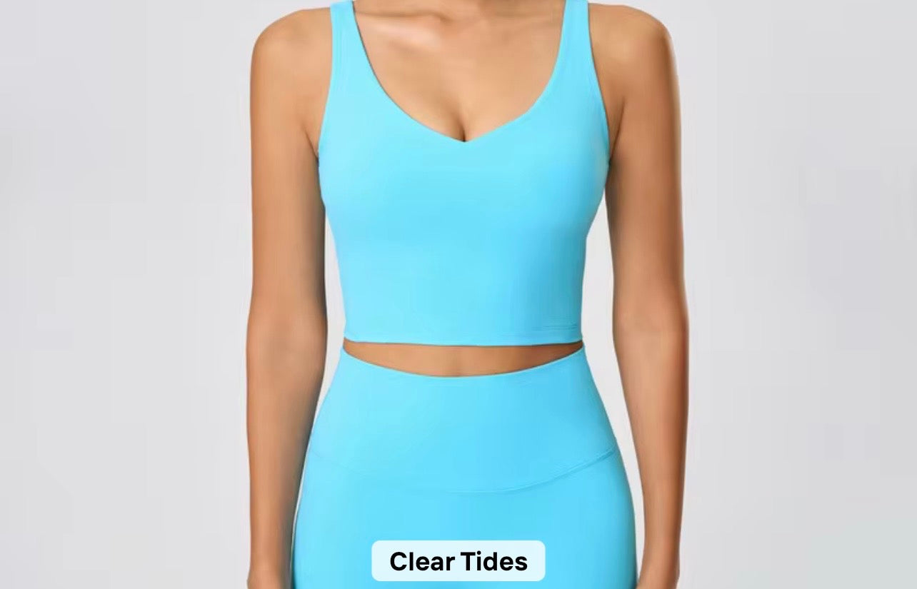 2026 Everyday padded v neck tank top comes in 37 colours (dm me to let me know which colour you would like to get)