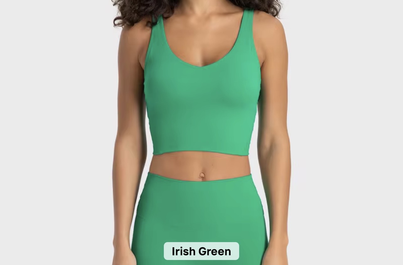 2026 Everyday padded v neck tank top comes in 37 colours (dm me to let me know which colour you would like to get)