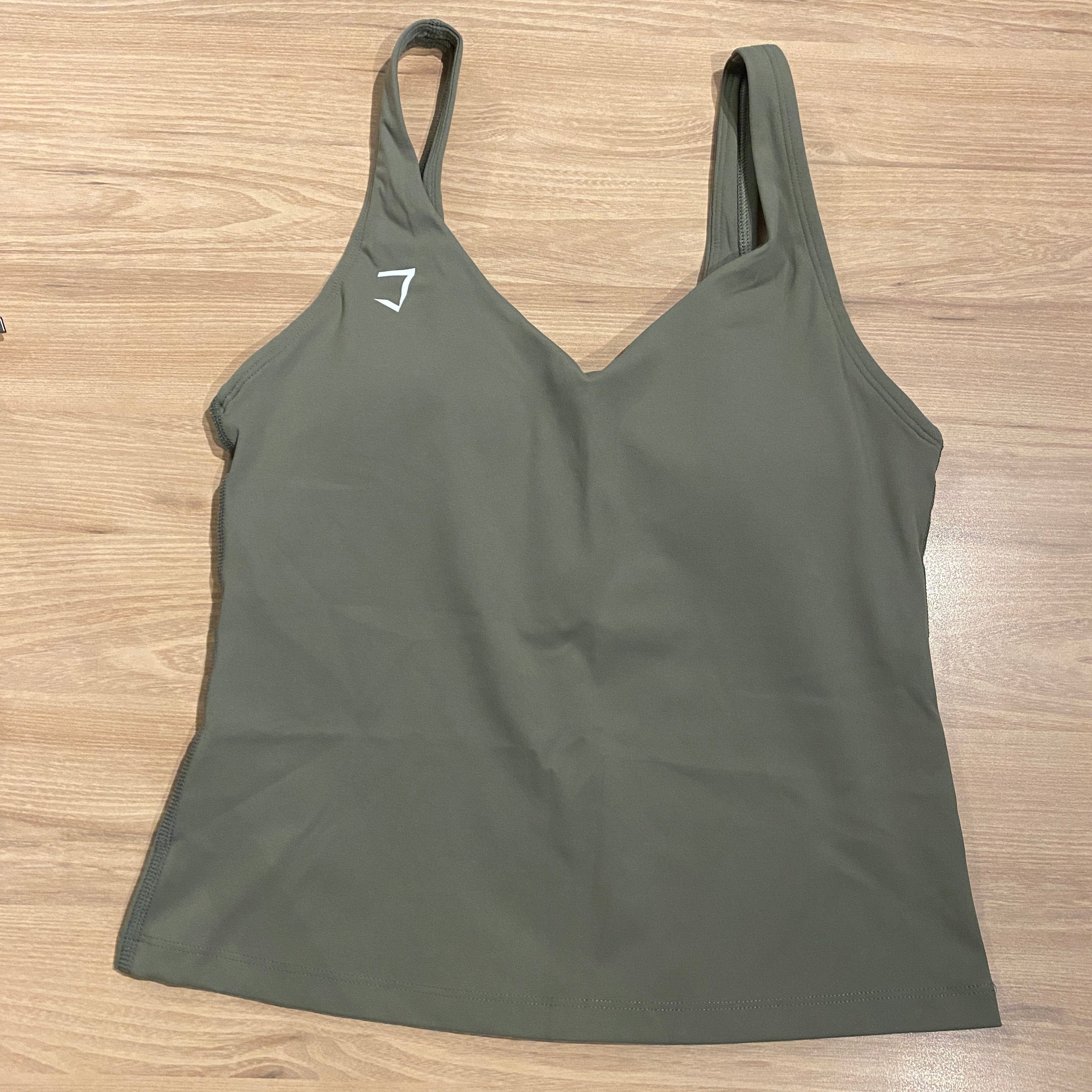 Everyday built in padding u neck tank top (L/10 can fit XL)
