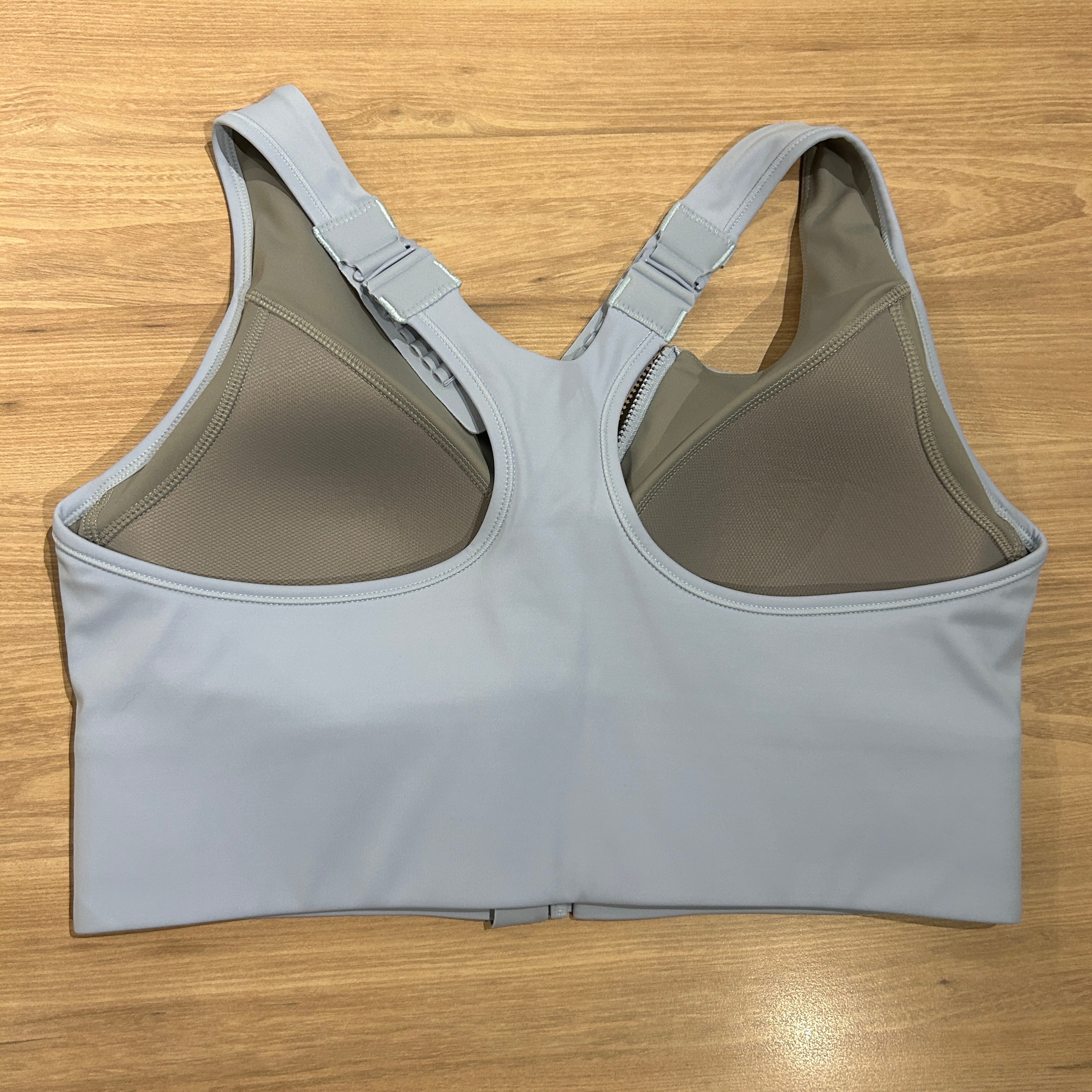 Everyday fixed pad built in padding zipper high neck sports bra